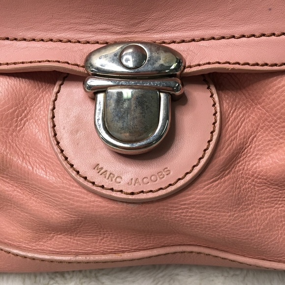pink and white marc jacobs tote bag